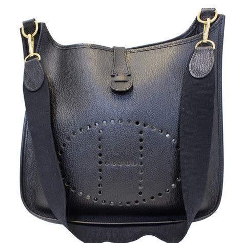 hermes classic black shoulder bag|evelyne bag hermes sizes.